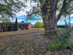 21 Pilipinas Dr in Waynesville, NC - Building Photo - Building Photo