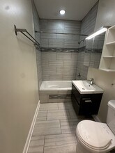 10452 S Maryland Ave in Chicago, IL - Foto de edificio - Building Photo