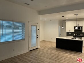 12207 Snapping Turtle Rd in Apple Valley, CA - Building Photo - Building Photo