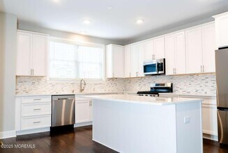 3 Raritan Ave in Keyport, NJ - Building Photo - Building Photo