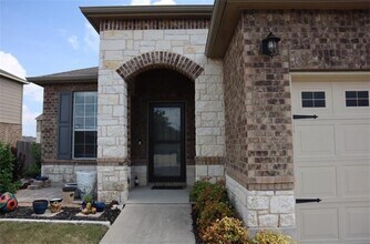 278 Pine Arbol in Buda, TX - Building Photo - Building Photo
