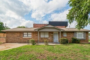 601 N Idaho Ave in Oklahoma City, OK - Building Photo