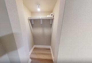 250 Arapahoe Dr in San Antonio, TX - Building Photo - Building Photo