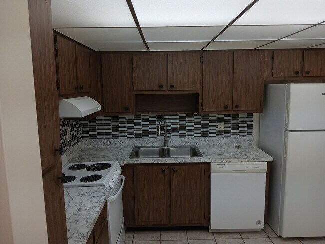 495 SE 8th St in Deerfield Beach, FL - Building Photo - Building Photo