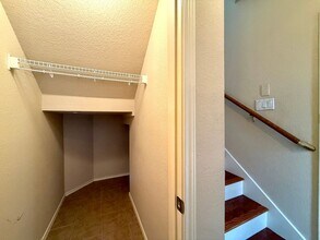 1310 W Parmer Ln in Austin, TX - Foto de edificio - Building Photo