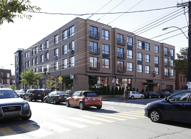 Lofts Mile End in Montréal, QC - Building Photo - Building Photo