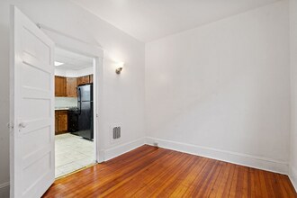 23 Magnolia Terrace in Albany, NY - Building Photo - Building Photo
