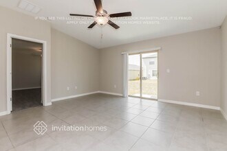 1545 Blue Rose Dr in Ruskin, FL - Building Photo - Building Photo