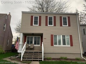 462 Algene St in Lake Orion, MI - Building Photo
