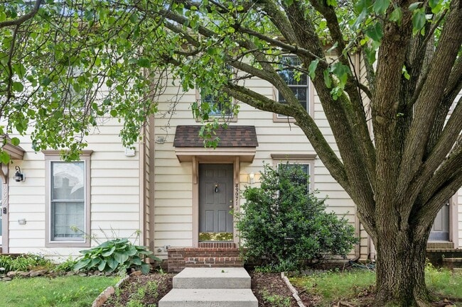 property at 43971 Kitts Hill Terrace