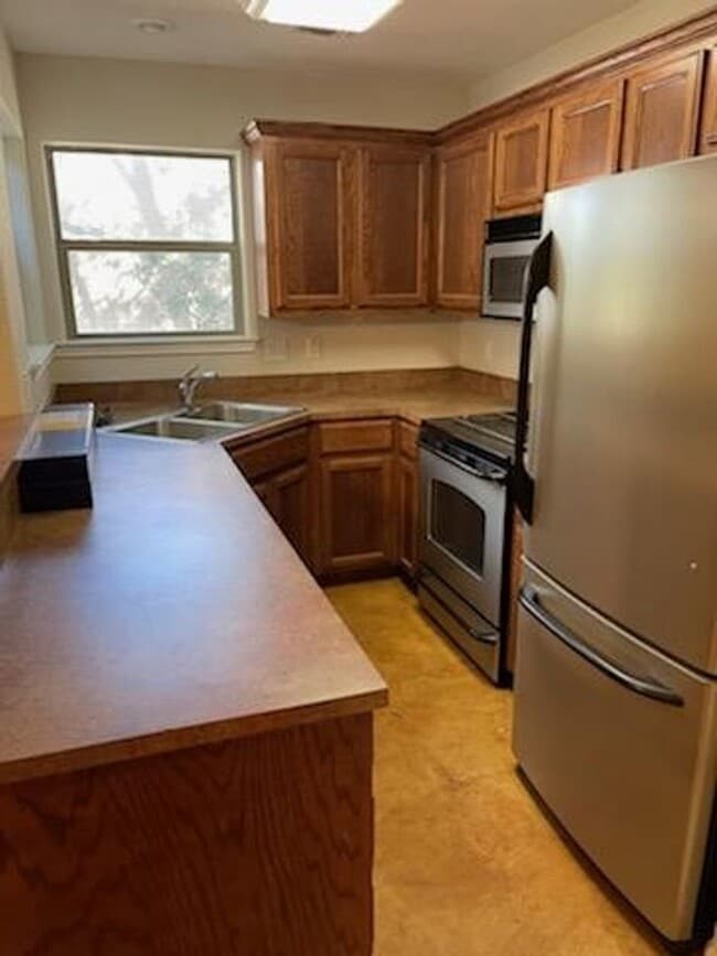 1256 Lonesome in Canyon Lake, TX - Building Photo - Building Photo