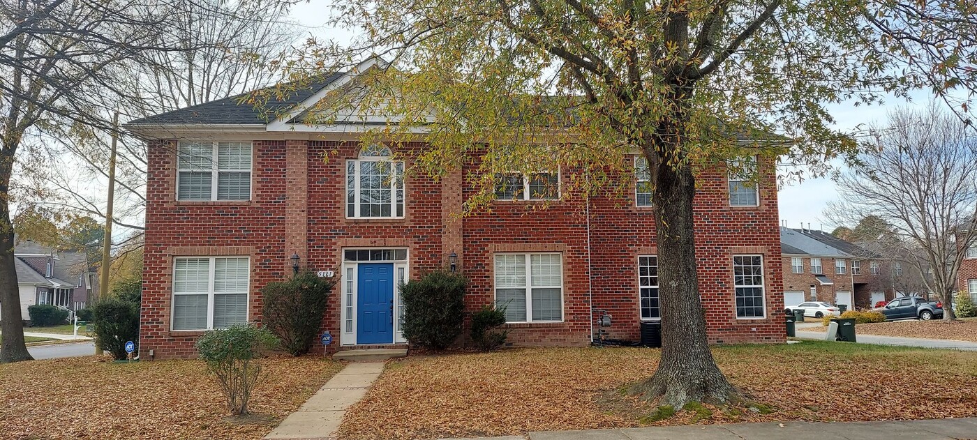 5111 S Links Cir in Suffolk, VA - Building Photo