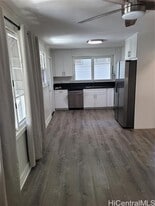 716 Olokele Ave in Honolulu, HI - Building Photo