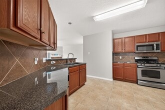 3031 View Valley Trail in Katy, TX - Building Photo - Building Photo