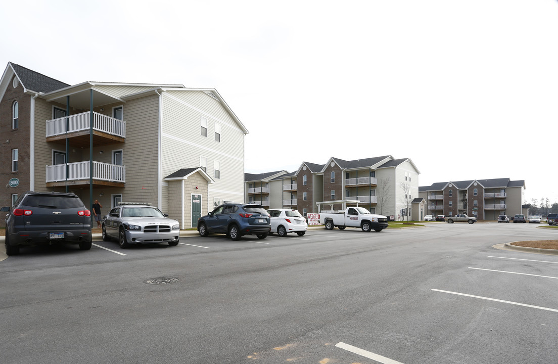 Wedgefield Apartments in Raeford, NC - Foto de edificio