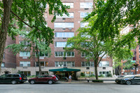 12 Beekman Pl in New York, NY - Foto de edificio - Building Photo