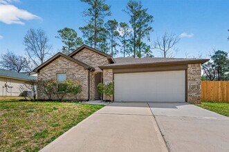 12116 Brazos Dr in Willis, TX - Building Photo - Building Photo