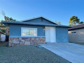 428 S Beaumont St in Las Vegas, NV - Foto de edificio - Building Photo