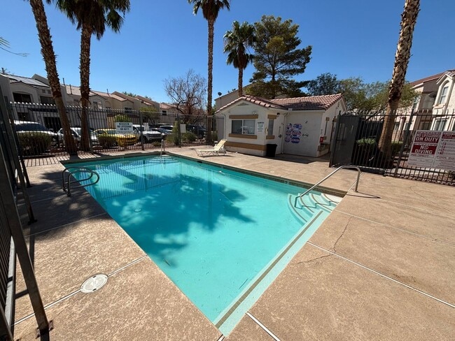 3224 Dragon Fly St in North Las Vegas, NV - Building Photo - Building Photo