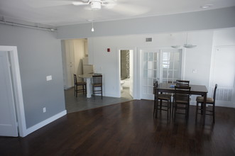 The Del Mont Lofts in Baytown, TX - Building Photo - Building Photo