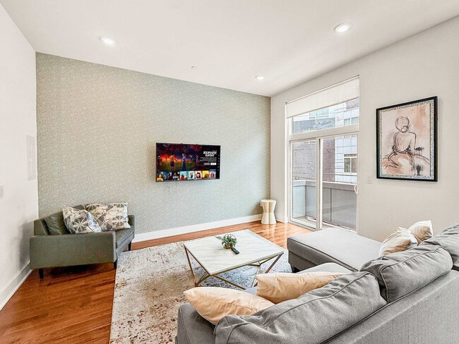 1098 Germantown Ave