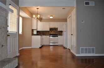 6901 Argonne Forest Cove in Austin, TX - Building Photo - Building Photo