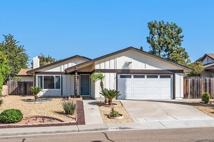 17059 Oculto Way in San Diego, CA - Foto de edificio - Building Photo