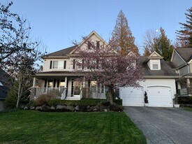 3672 Forest Oaks Ct in Abbotsford, BC - Building Photo