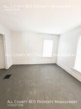 911 Fulton Rd NW in Canton, OH - Building Photo - Building Photo