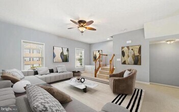 114 Compass Cove in Stafford, VA - Building Photo - Building Photo