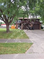 6024 Dichotomy Ct in Fort Wayne, IN - Building Photo