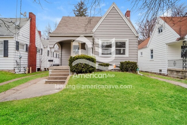 property at 1736 Mansfield Rd