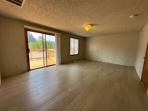 4716 SW Stoddard Dr in Beaverton, OR - Building Photo - Building Photo