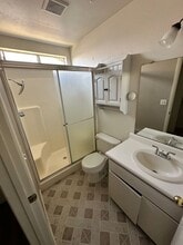 1359 Dove St in Los Banos, CA - Building Photo - Building Photo