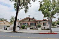 5814 Clara St in Bell Gardens, CA - Building Photo - Building Photo