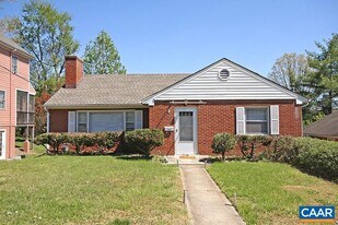 706 Grove Ave in Charlottesville, VA - Building Photo