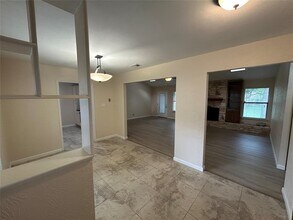 1012 Mockingbird Dr in Manchaca, TX - Building Photo - Building Photo