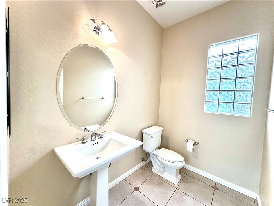 9136 Worsley Park Pl in Las Vegas, NV - Building Photo