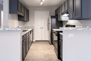 Lakeside on Riverwatch in Martinez, GA - Building Photo