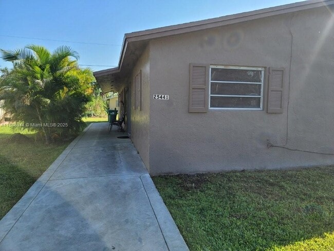 property at 25443 SW 107th Ct