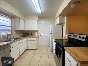 278 Boundary Blvd in Rotonda West, FL - Foto de edificio - Building Photo