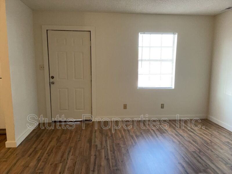 543 Dulin St in Florence, AL - Building Photo