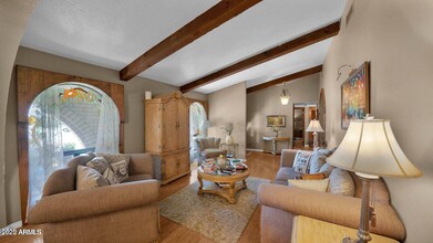 426 E Carol Ann Way in Phoenix, AZ - Building Photo - Building Photo
