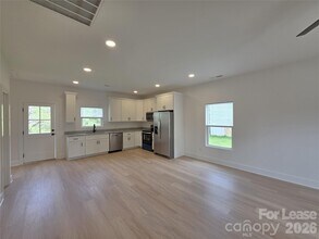 1030 Patton Ave in Albemarle, NC - Building Photo - Building Photo