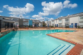 Villa Barcelona in Houston, TX - Building Photo - Building Photo