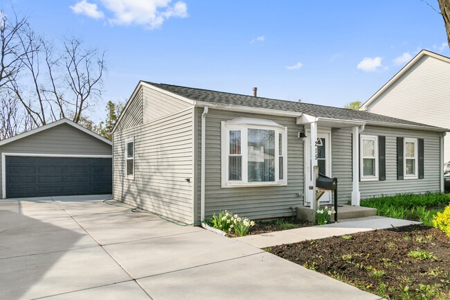 property at 215 E Maxon Ln