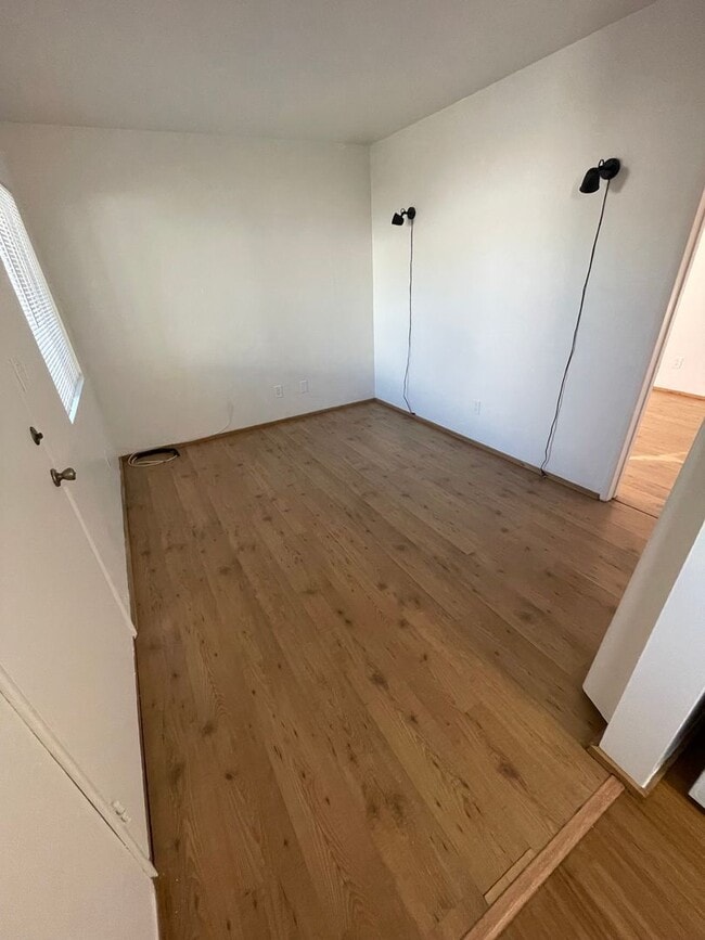 4528-32 Bancroft St in San Diego, CA - Building Photo - Building Photo