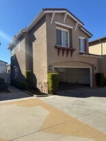 241 Woodcrest Ln in Aliso Viejo, CA - Building Photo