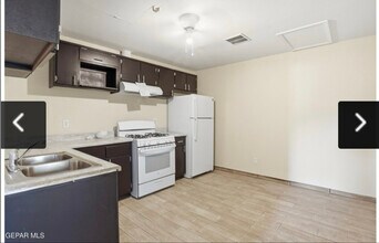 3580 Black Bear Ln in El Paso, TX - Foto de edificio - Building Photo