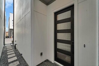 4513 Whitney Pkwy in Houston, TX - Building Photo - Building Photo